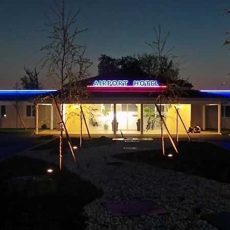 Airport-Hotel Mauregard Zewnętrze zdjęcie