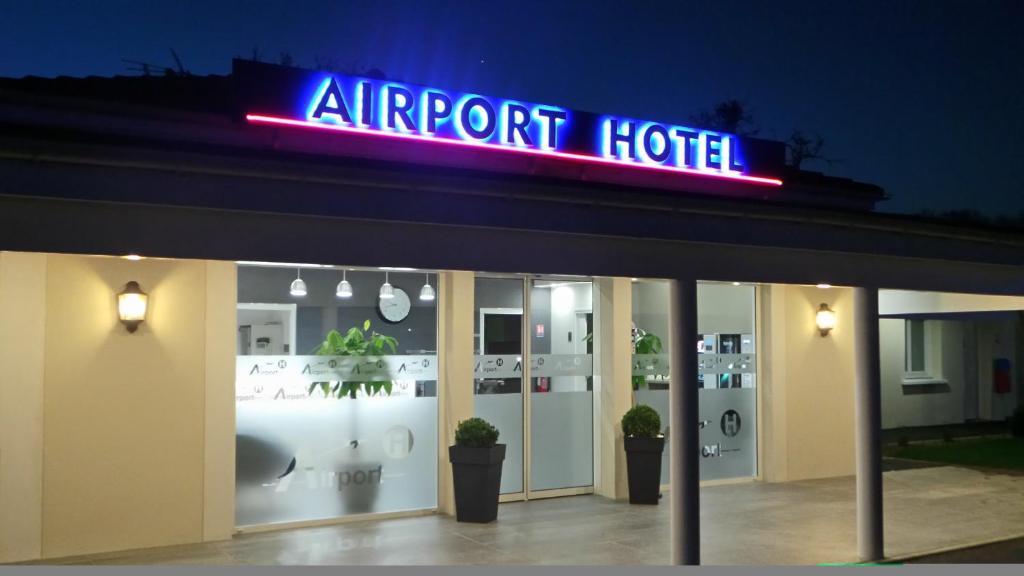 Airport-Hotel Mauregard Zewnętrze zdjęcie