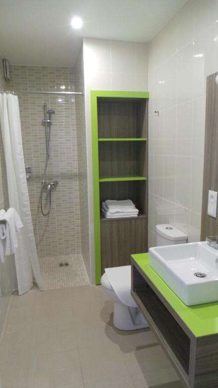 Airport-Hotel Mauregard Zewnętrze zdjęcie