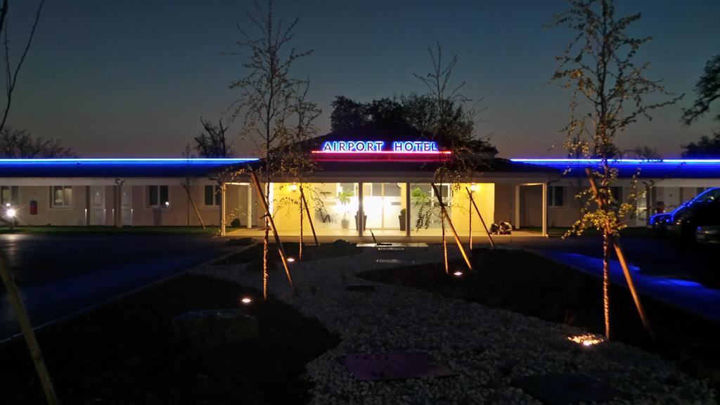 Airport-Hotel Mauregard Zewnętrze zdjęcie